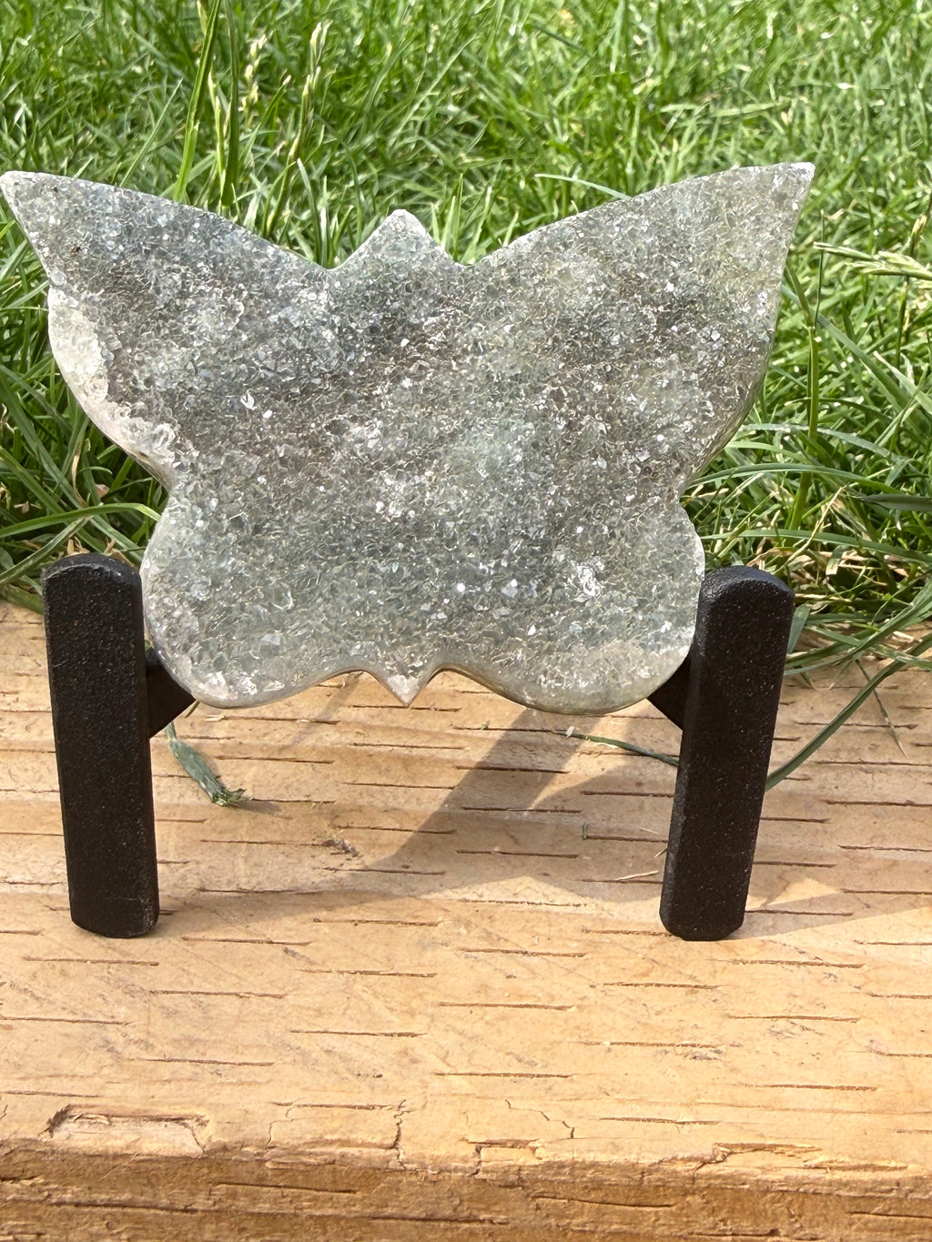 Flower Amethyst Butterfly \105 g | Includes Display Stand