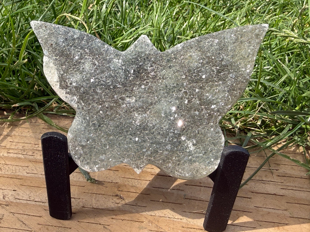 Flower Amethyst Butterfly \105 g | Includes Display Stand