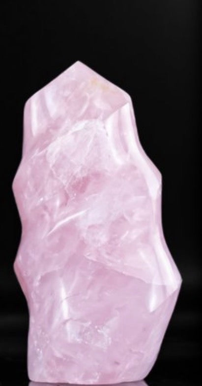 Madagascan Rose Quartz Flame | 410g