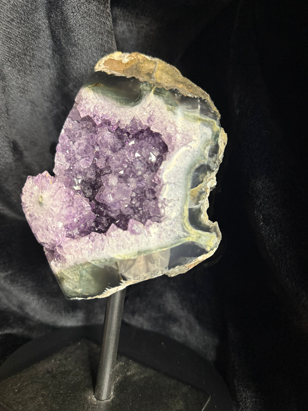 Amethyst Cluster on Stand / 1.165g