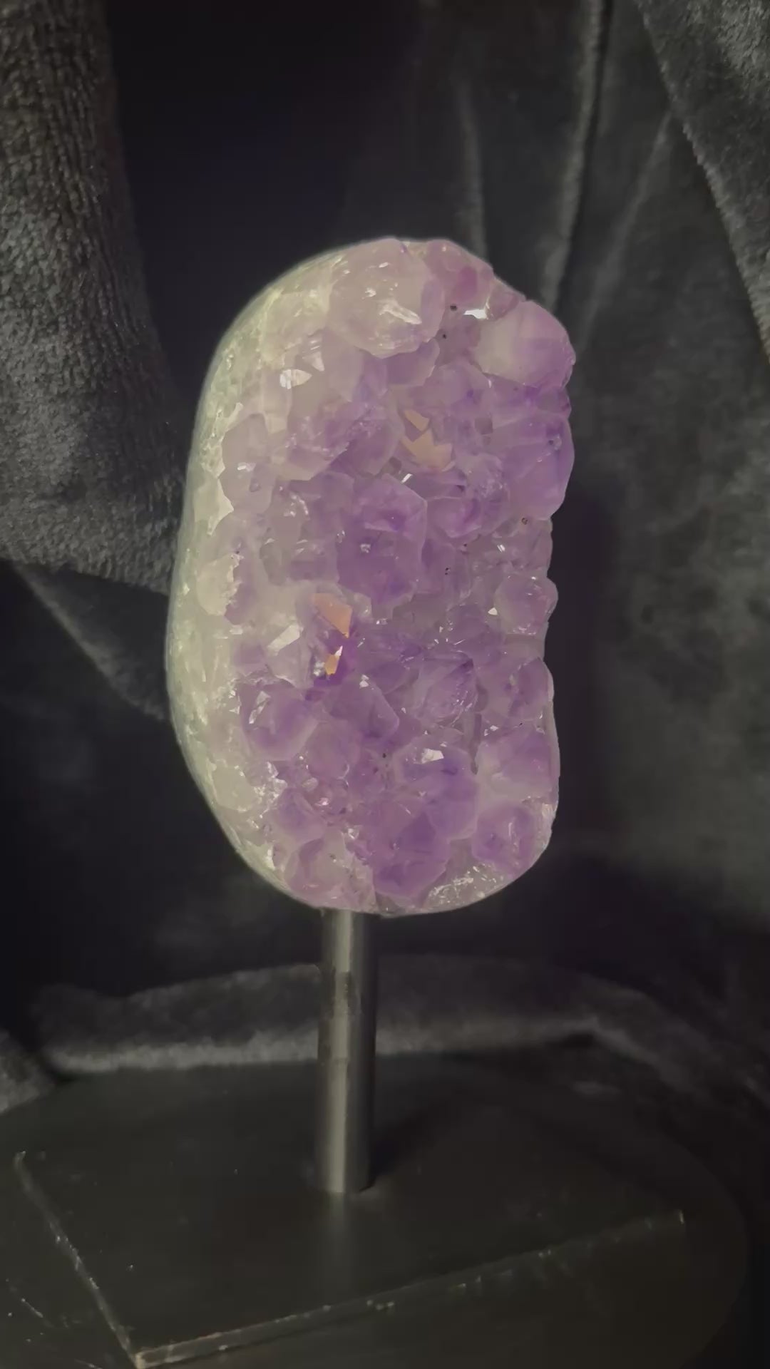 Amethyst Drusy on Stand / 704g